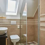 Gold House 4*