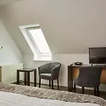 Gold House Bed & Breakfast