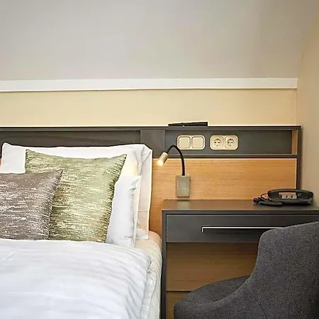 Gold House 4* Balatonfured