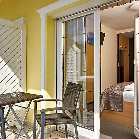 Gold House Bed & Breakfast