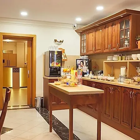 Gold House Bed & Breakfast