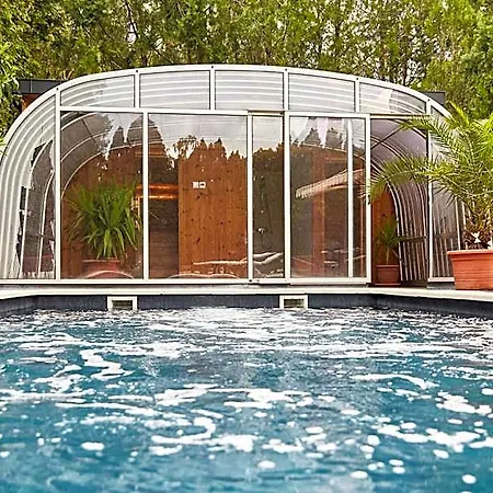 Bed & Breakfast Gold House