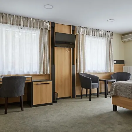 Gold House ベッド・アンド・ブレックファスト バラトンフレド