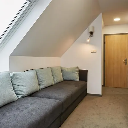 Bed & Breakfast Gold House 4*