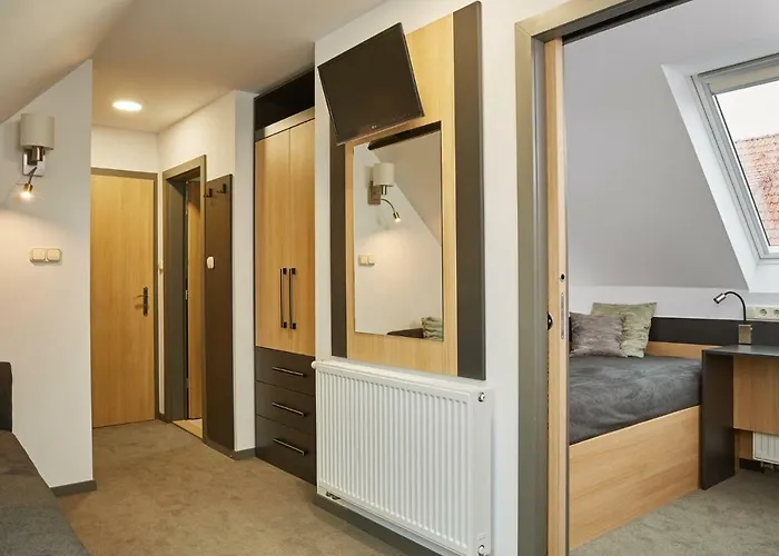 Frühstückspension Gold House 4*